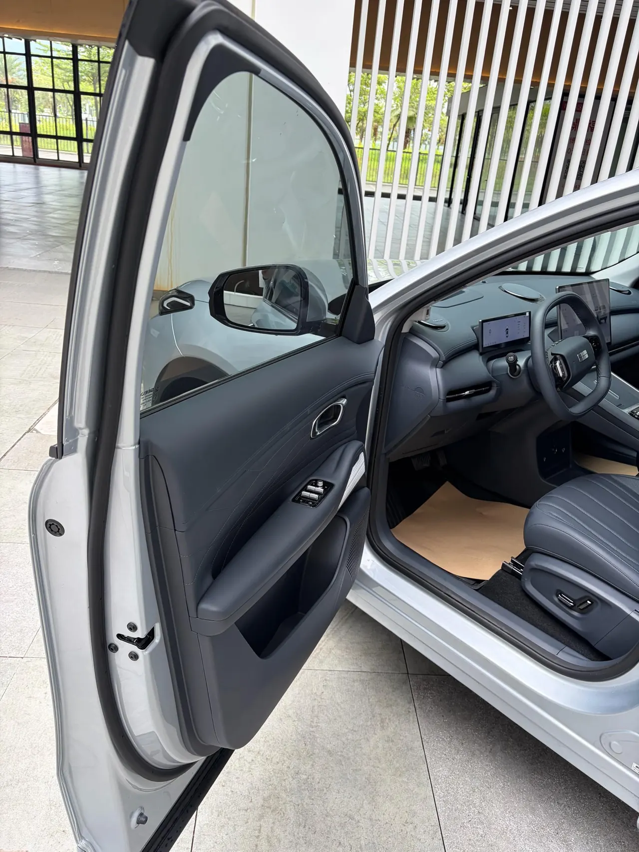Geely Galaxy 2026 Starship 7 EM-i 1.5 135km Starship Edition Automatic Gear 17