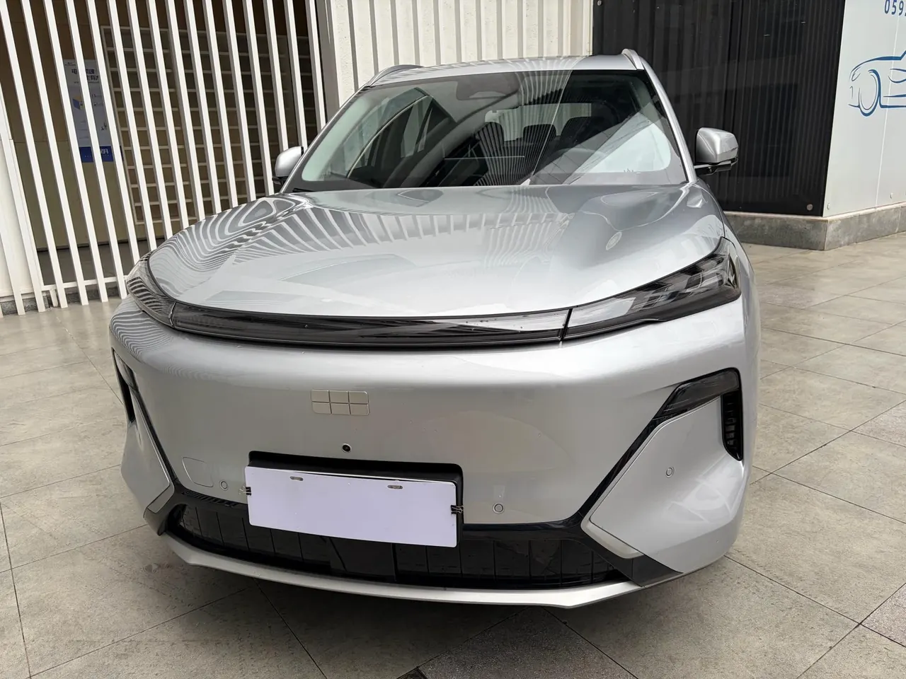 Geely Galaxy 2026 Starship 7 EM-i 1.5 135km Starship Edition Automatic Gear 2