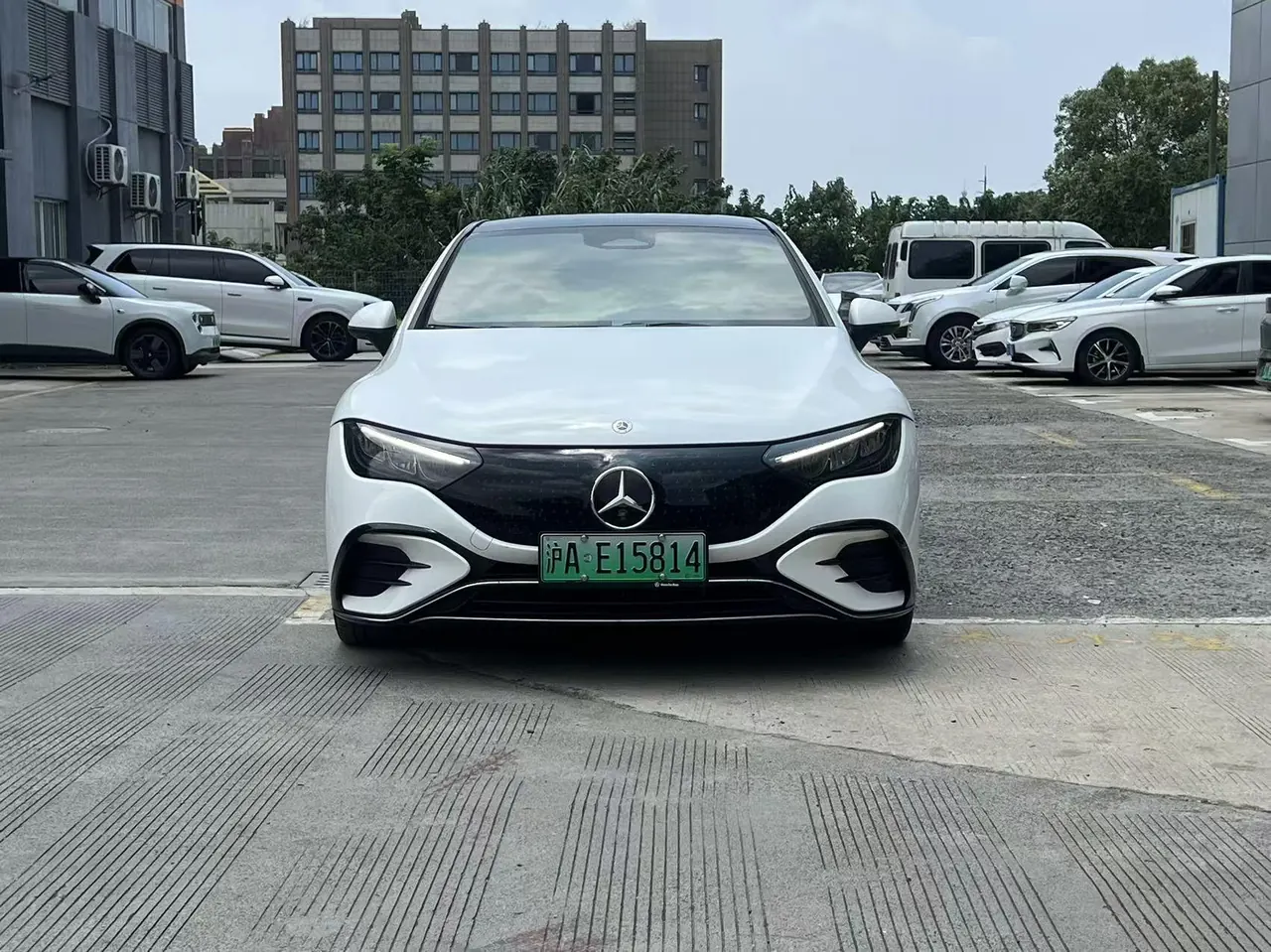 Mercedes Benz 2025 EQE 500 4MATIC EQE 500 4MATIC Pioneer Edition Automatic Gear 3