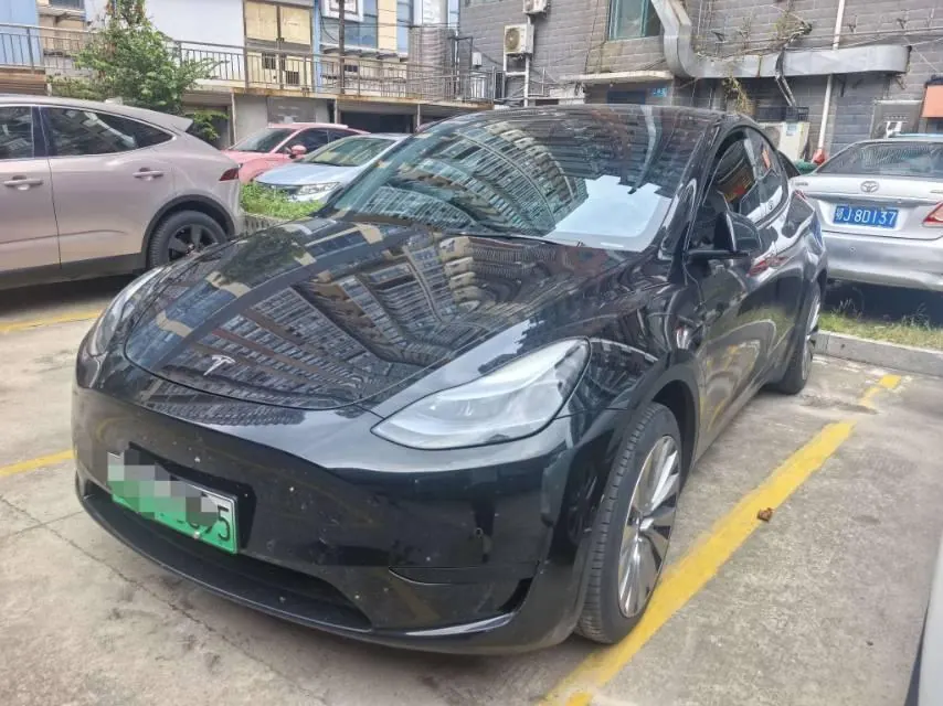 Tesla 2022 Model Y rear-wheel drive version (facelift) automatic gear - View 1