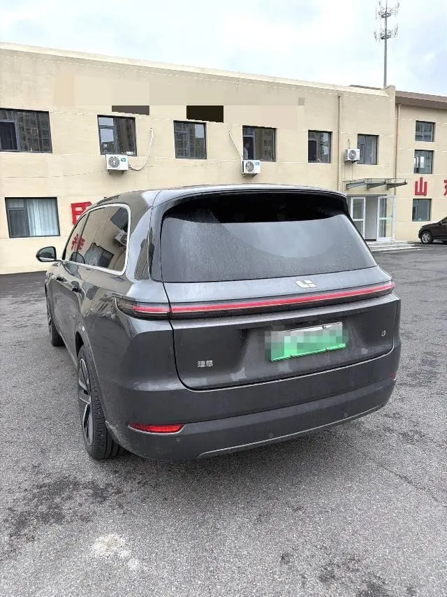 Li 2022 L9 1.5T Max Edition Automatic Gear 2