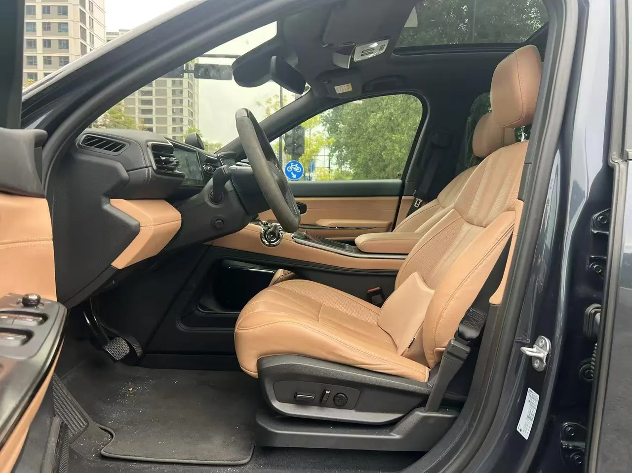 NIO 2020 ES8 Benchmark 580KM 6-seat automatic gear 6