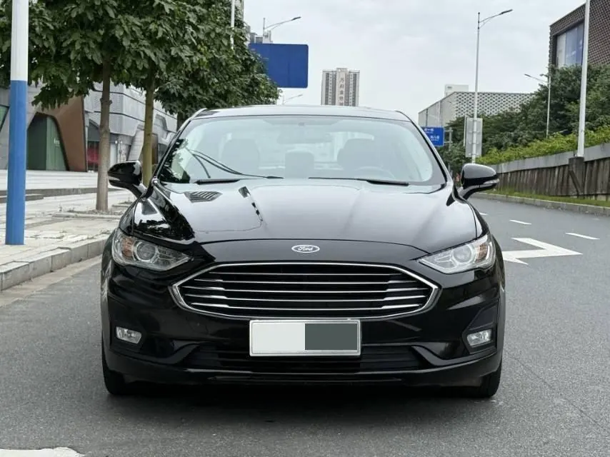 Ford 2020 Mondeo 1.5T EcoBoost 180 Luxury Automatic Gear 2