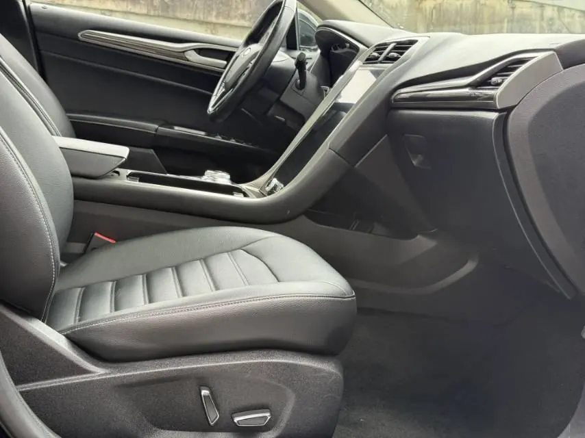 Ford 2020 Mondeo 1.5T EcoBoost 180 Luxury Automatic Gear 5