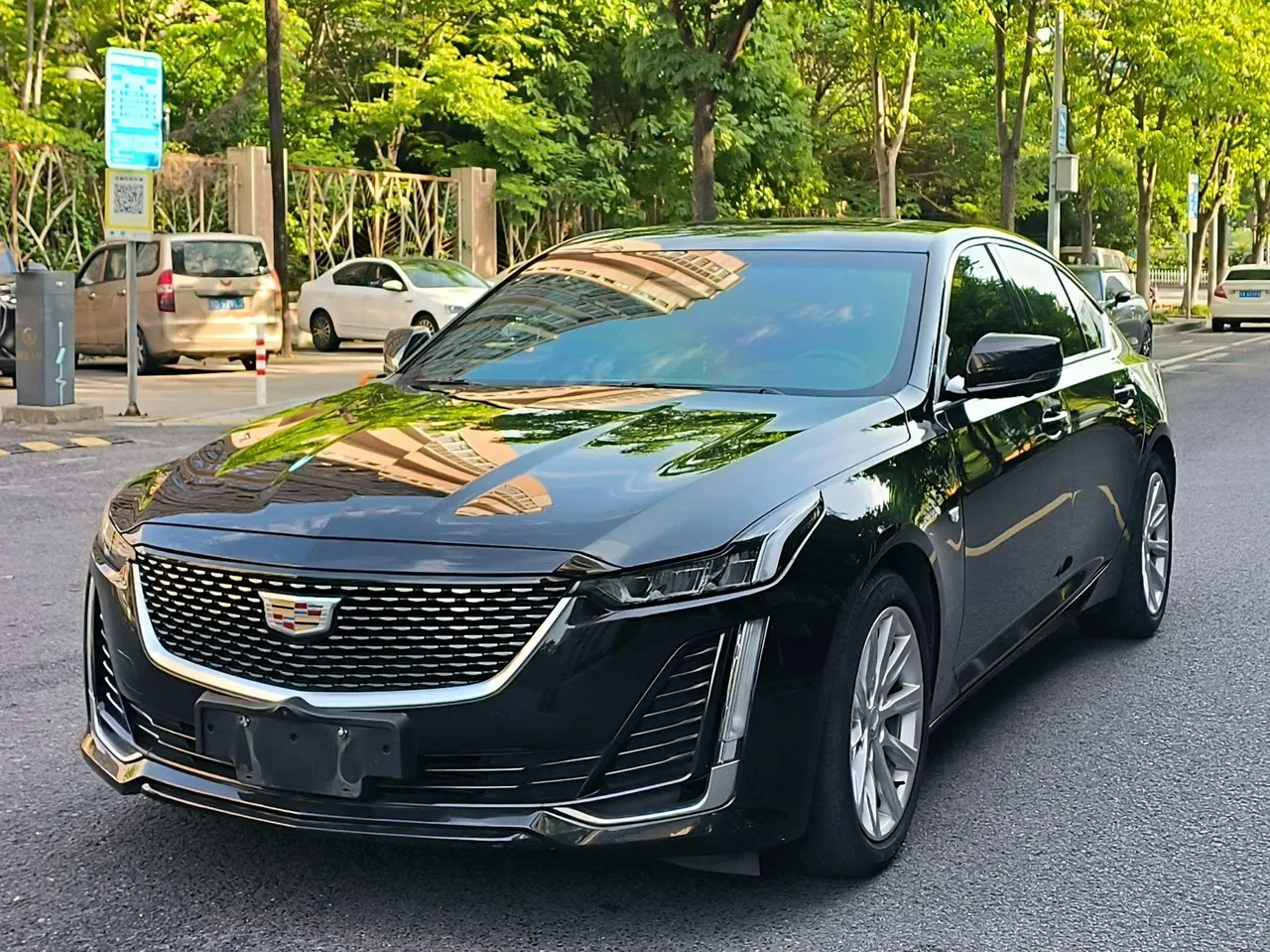 Open image lightbox: Cadillac 2021 CT5 2.0T 28T fashion automatic gear