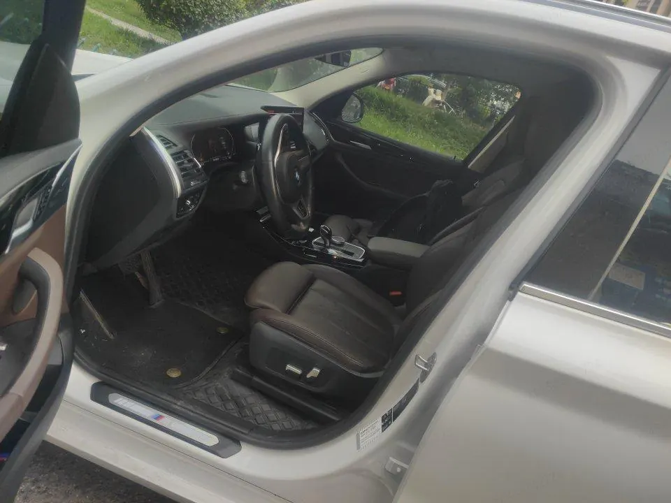 BMW 2022 X3 xDrive25i 2.0T M sports suit automatic gear 2