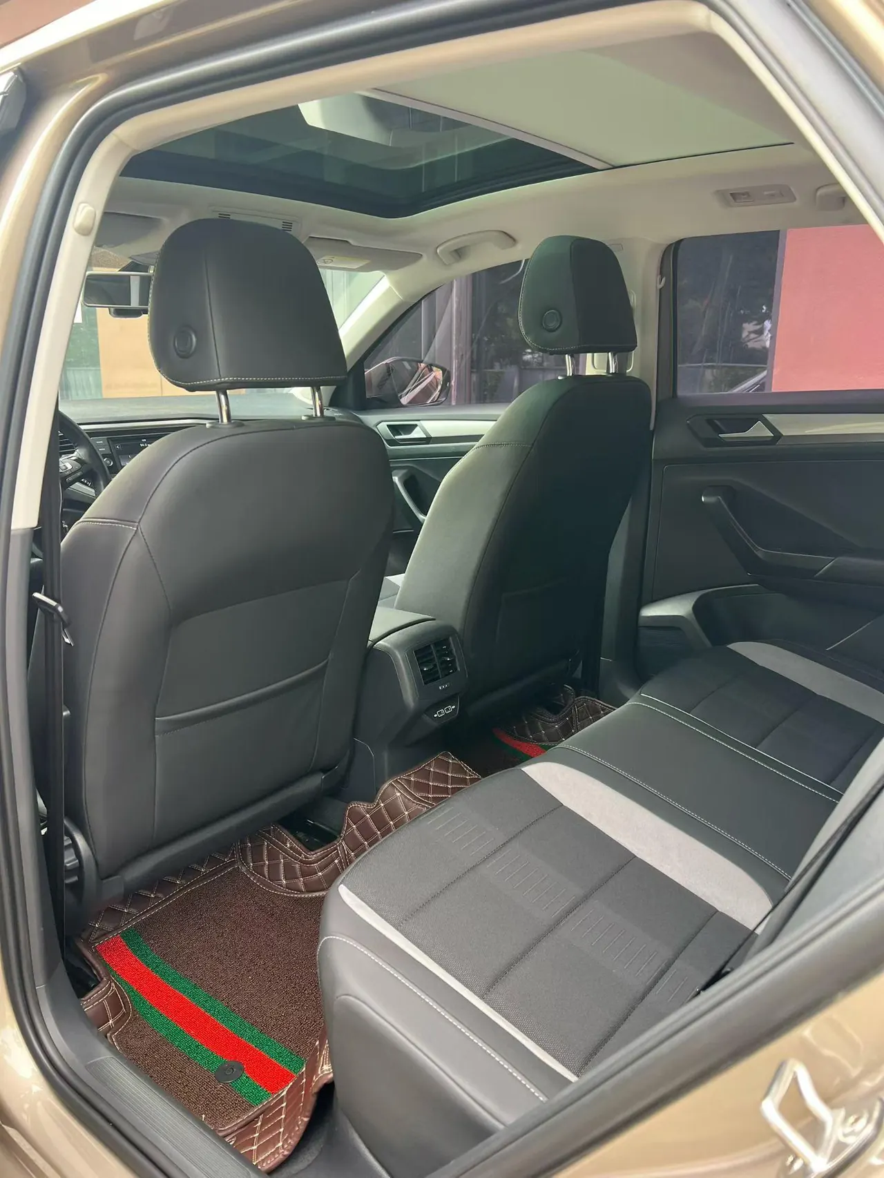 Volkswagen 2020 Tange 1.4TSI 280TSI Two-Drive Comfortable Automatic Gear 5