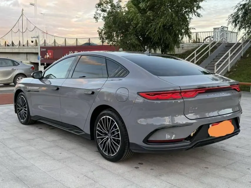 BYD 2025 Han DM-i 1.5T stepless 125KM laser Radar intelligent driving automatic gear 3