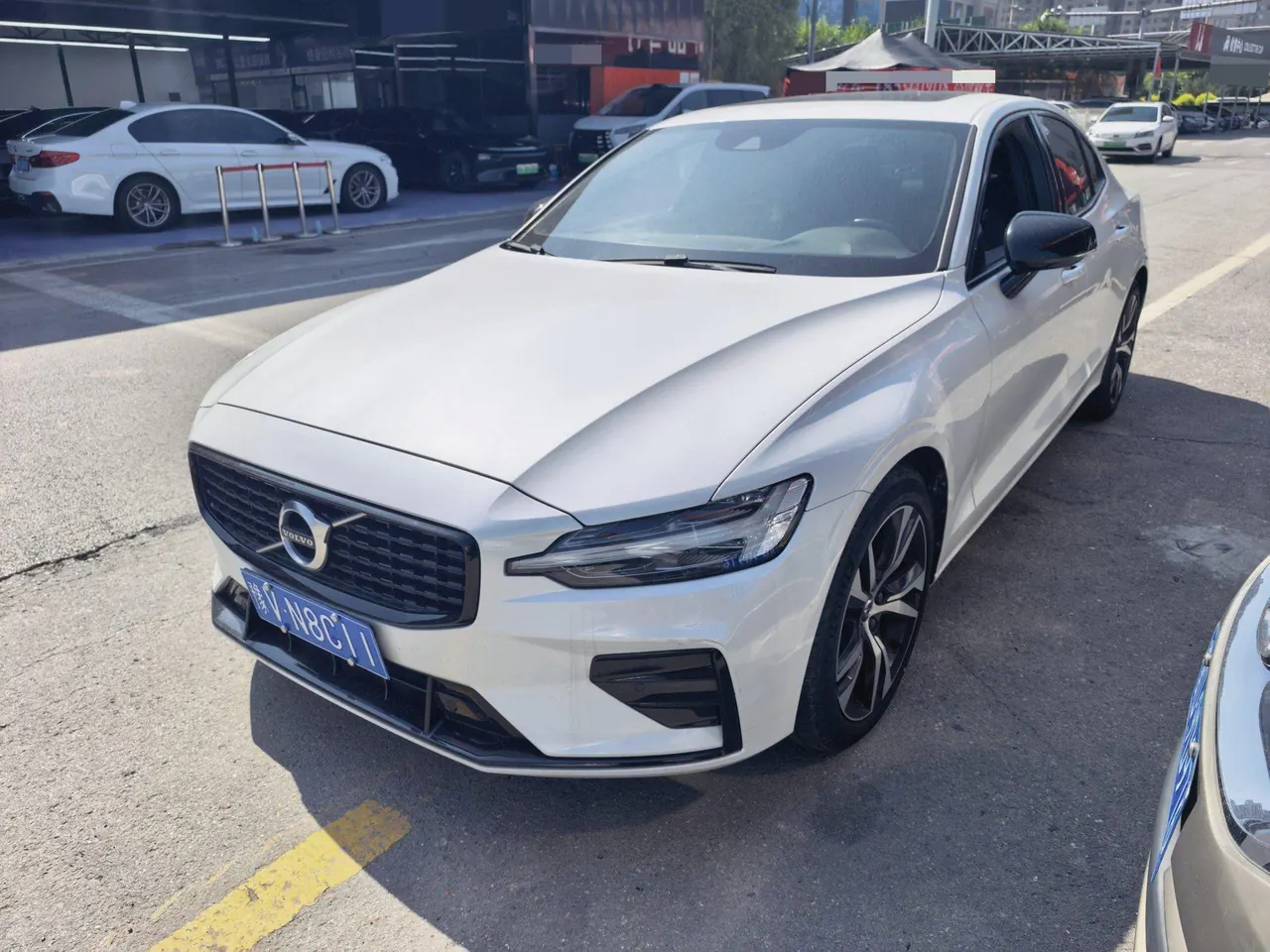 Open image lightbox: Volvo 2021 S60 2.0T T4 Zhiyuan Sports Edition Automatic Gear