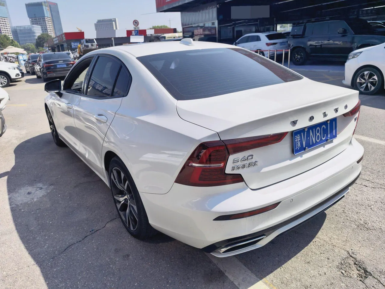Volvo 2021 S60 2.0T T4 Zhiyuan Sports Edition Automatic Gear 6