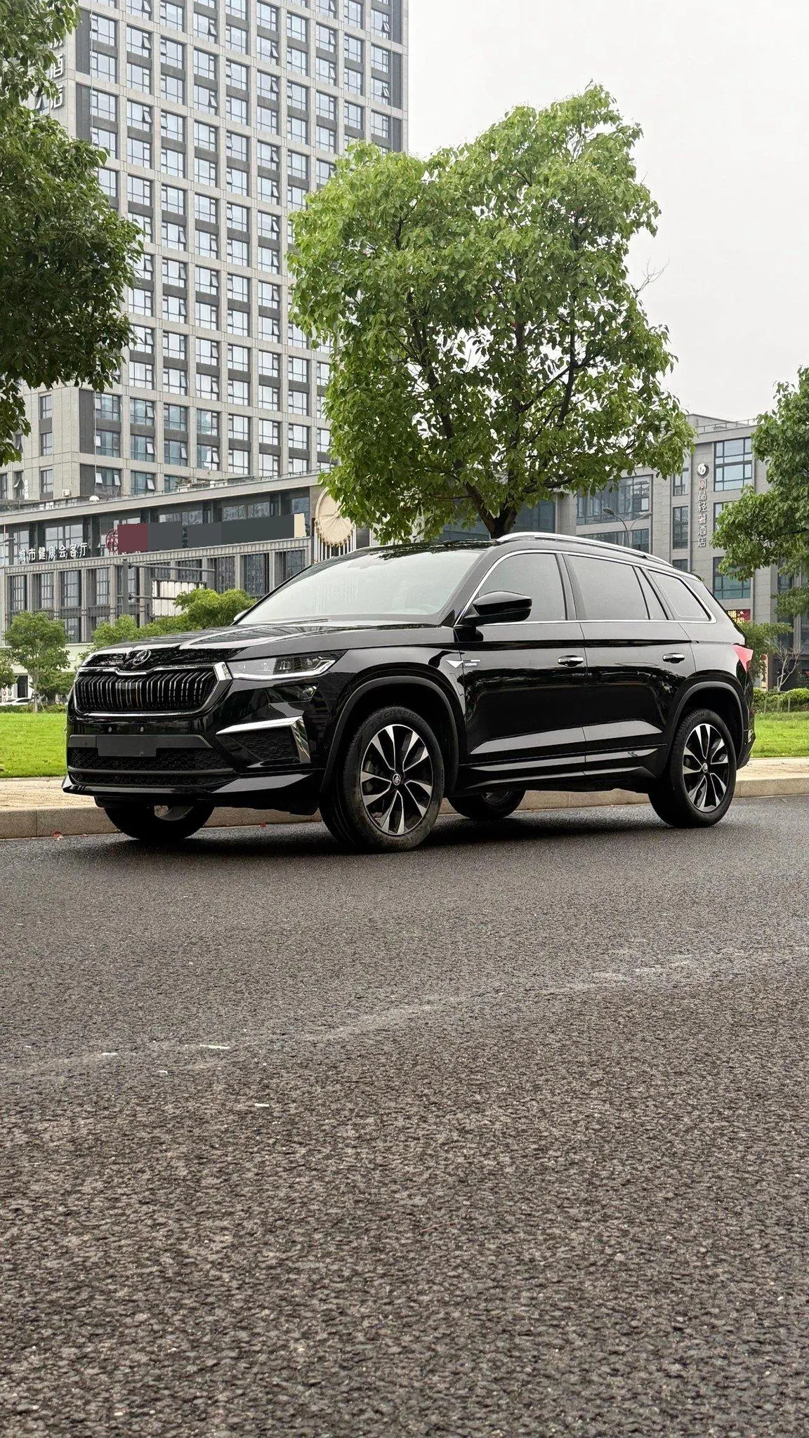 Open image lightbox: Skoda 2022 Kodiak 2.0TSI TSI 16500.00g Drive Luxury Edition 5-seat Automatic Gear