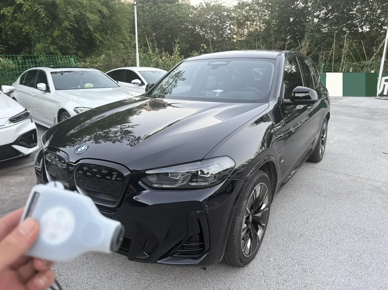 Открыть галерею: BMW 2022 iX3 Creat Collar Automatic