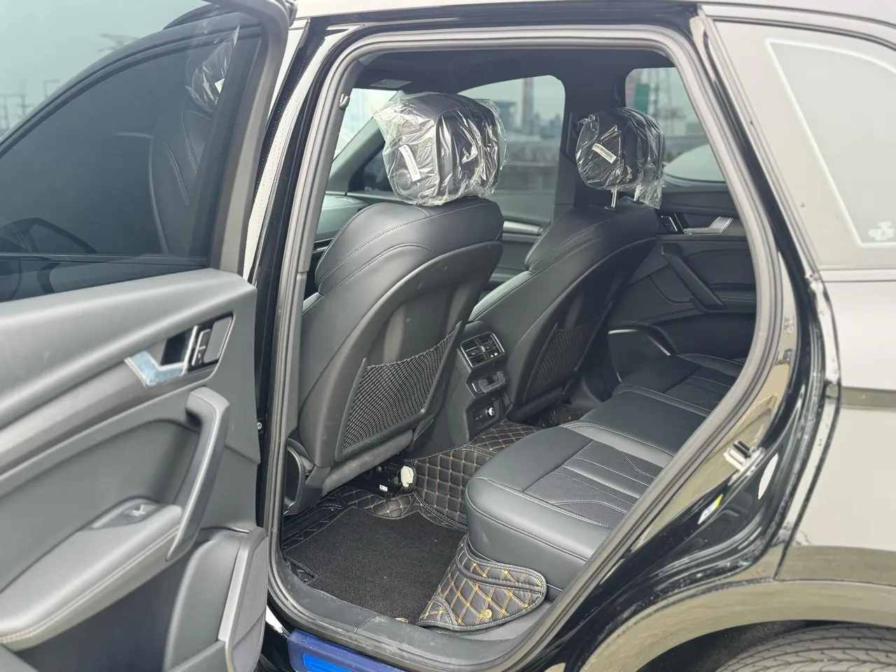 Audi 2026 Q5L 2.0TFSI 40TFSI 45th Anniversary Collection Edition Quattro Deluxe Dynamic Automatic 12