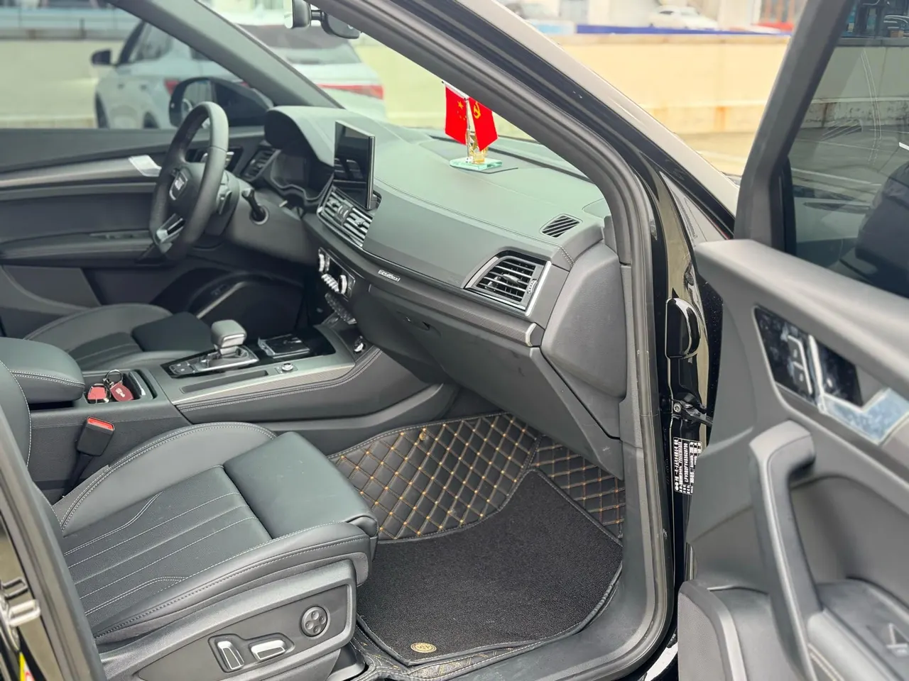 Audi 2026 Q5L 2.0TFSI 40TFSI 45th Anniversary Collection Edition Quattro Deluxe Dynamic Automatic 15