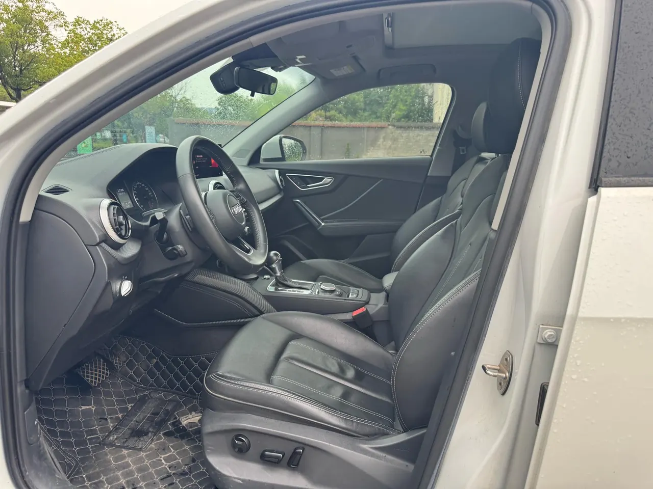 Audi 2022 Q2L 1.4TFSI 35TFSI Enterprising and Elegant Automatic 5