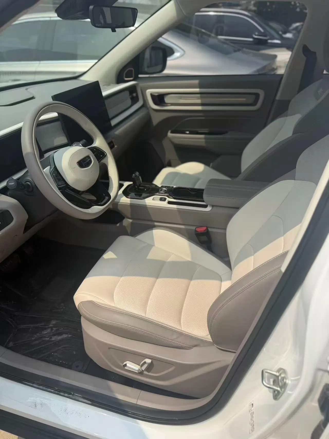 Geely 2026 model Icon 1.5TD Chocolate Elegant Edition, automatic transmission 6