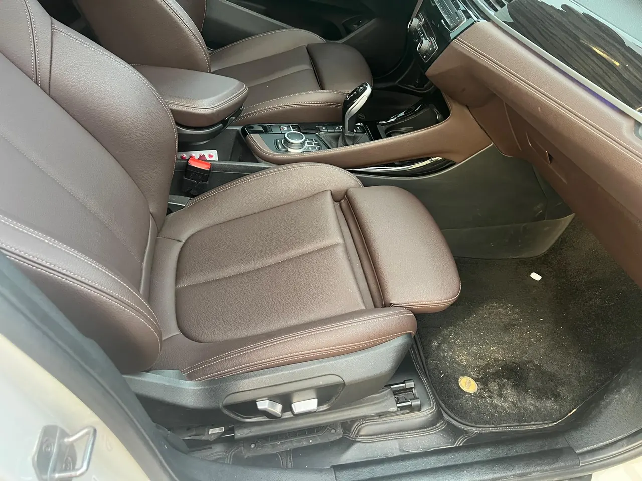 BMW 2021 X1 xDrive25Li 2.0T exclusive automatic gear 4