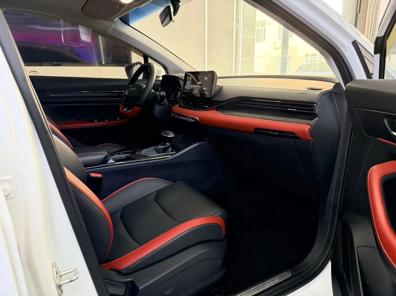 Geely 2021 Emgrand S 1.4T Stepless Luxury Automatic Transmission 5