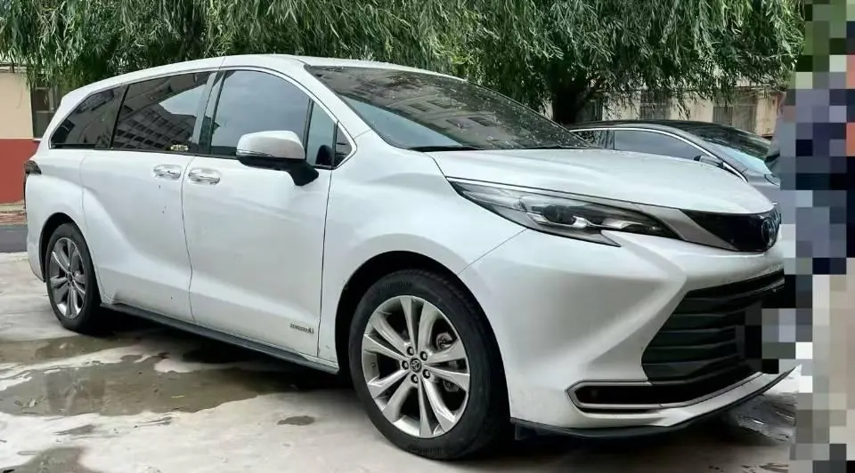 Toyota 2026 Sana 2.5 Stepless Four-wheel Drive Premium Edition Automatic Transmission 2