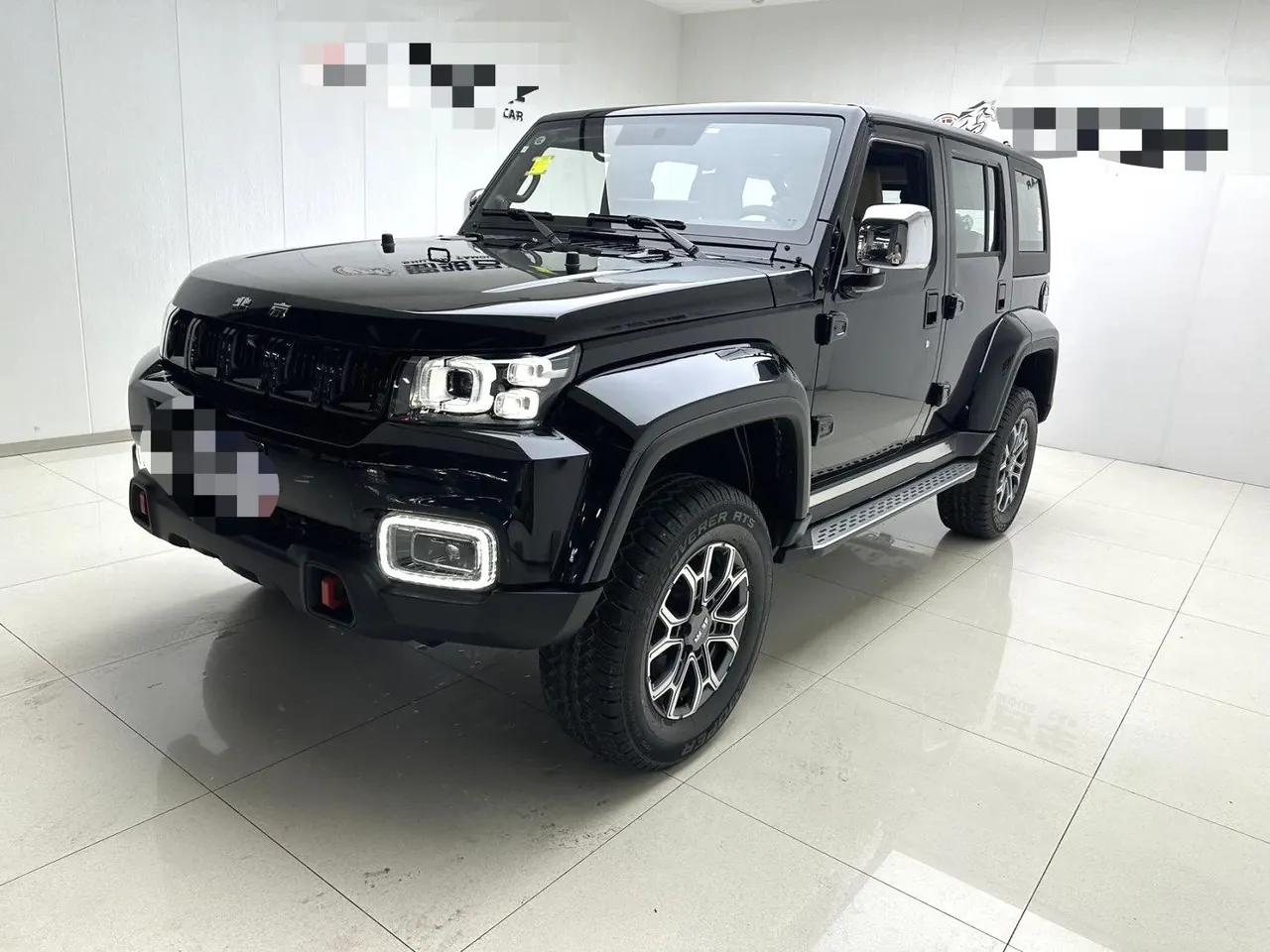 Открыть галерею: Beijing 2026 BJ40 2.0T Explorer automatic gear