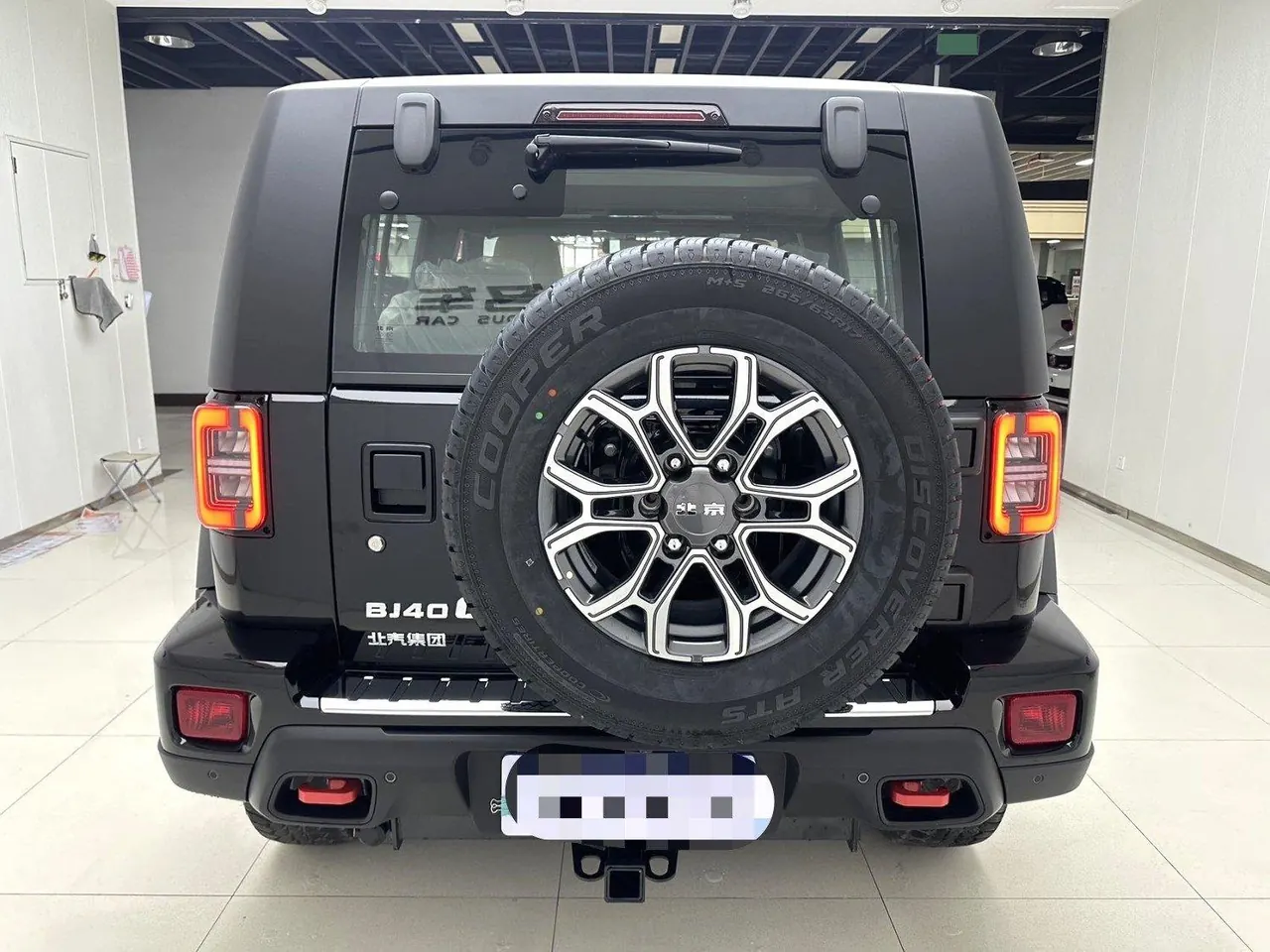 Beijing 2026 BJ40 2.0T Explorer automatic gear 11