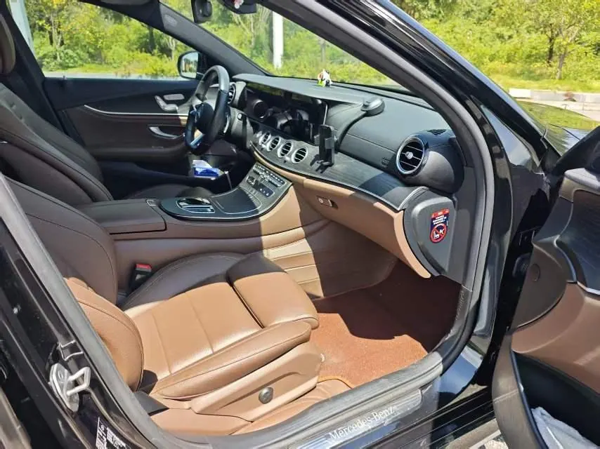 Mercedes Benz E Class 2022 E 300 L 2.0T Sports Fashion (Change 2) Automatic Gear 6