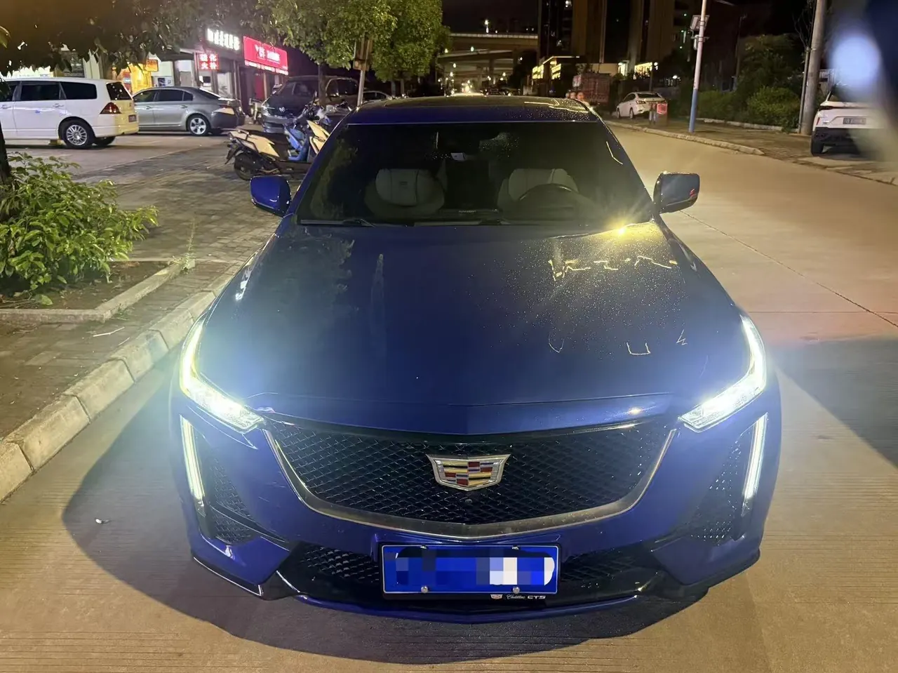Cadillac 2021 CT5 2.0T 28T Platinum Automatic Gear 2