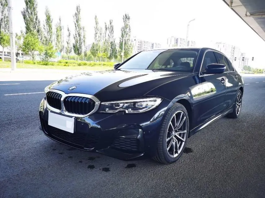 Открыть галерею: BMW 3 Series 2021 320Li 2.0T M Sports Suit (Modified) Automatic Gear