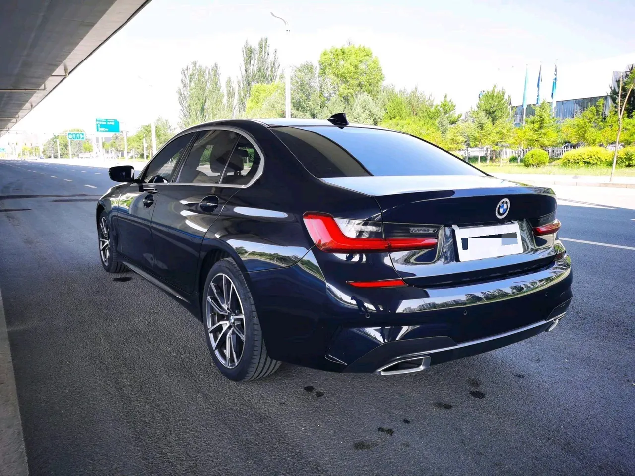 BMW 3 Series 2021 320Li 2.0T M Sports Suit (Modified) Automatic Gear 9