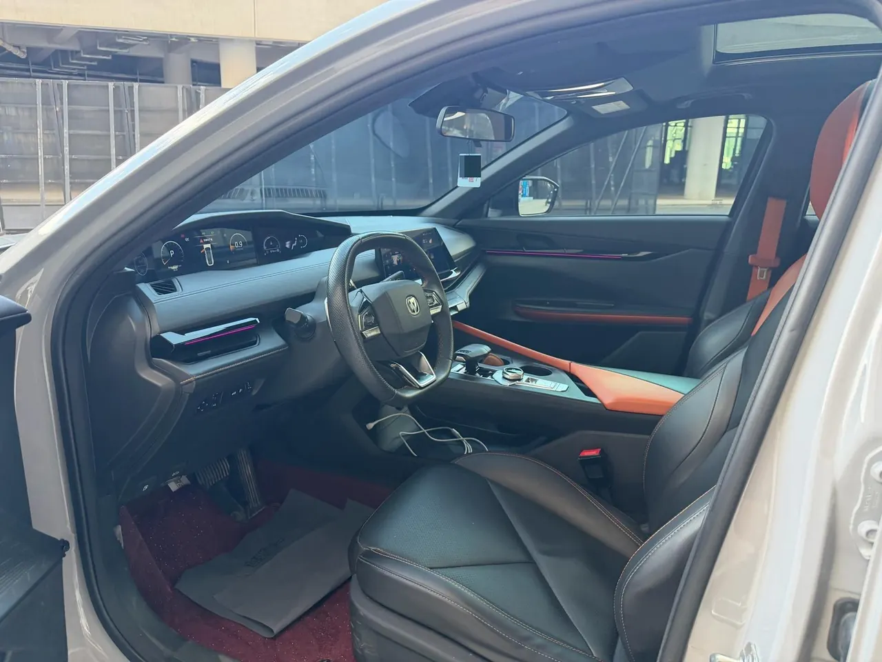 ChangAn 2022 UNI-V 1.5T honorable automatic gear 4