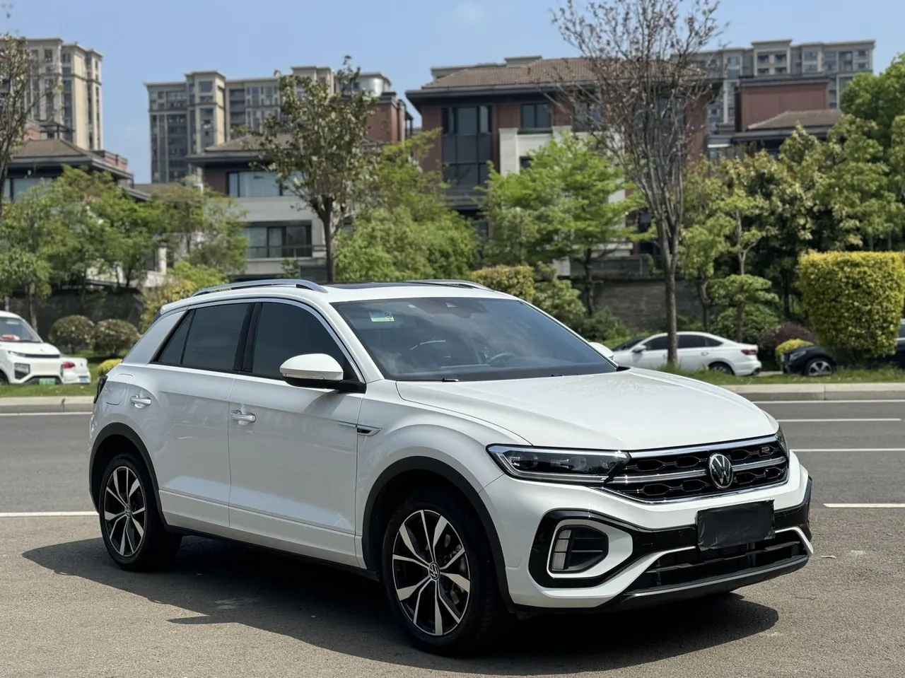 Volkswagen 2025 Tange 1.5TSI 300TSI Two-Drive Chen Guang Edition (Modified) Automatic Gear 3