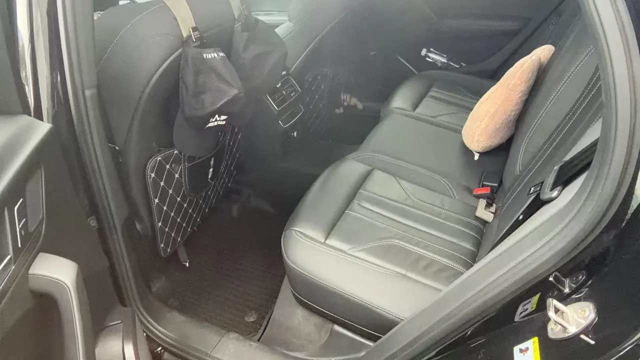 Audi 2023 Q5L 2.0TFSI 40TFSI luxury dynamic automatic 5