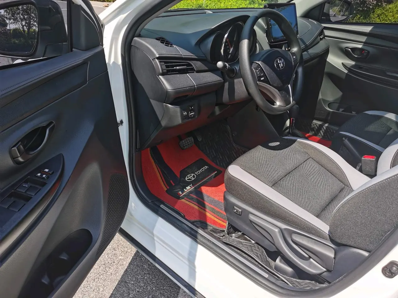 Toyota yaris 2022 YARiS L to dazzle 1.5 stepless leading PLUS version of automatic gear 8