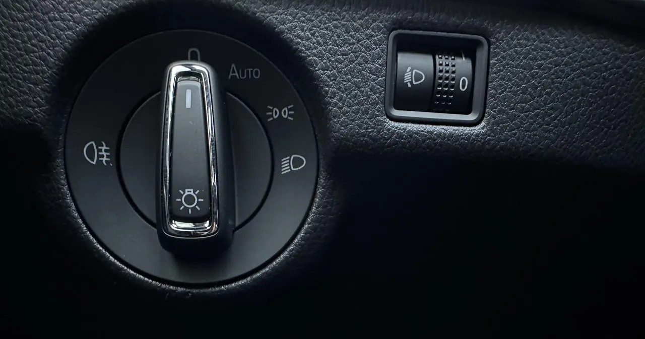 Skoda 2022 Komick 1.5 Comfortable Edition Automatic Gear 12