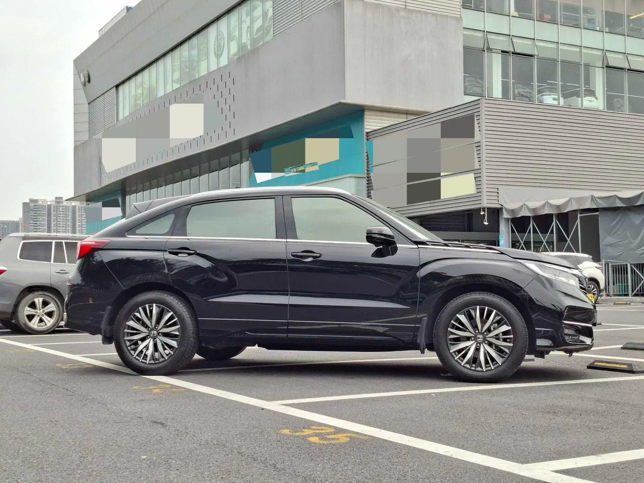 Honda 2020 crown road 2.0T 370TURBO four-wheel drive exclusive edition two-color automatic gear 3
