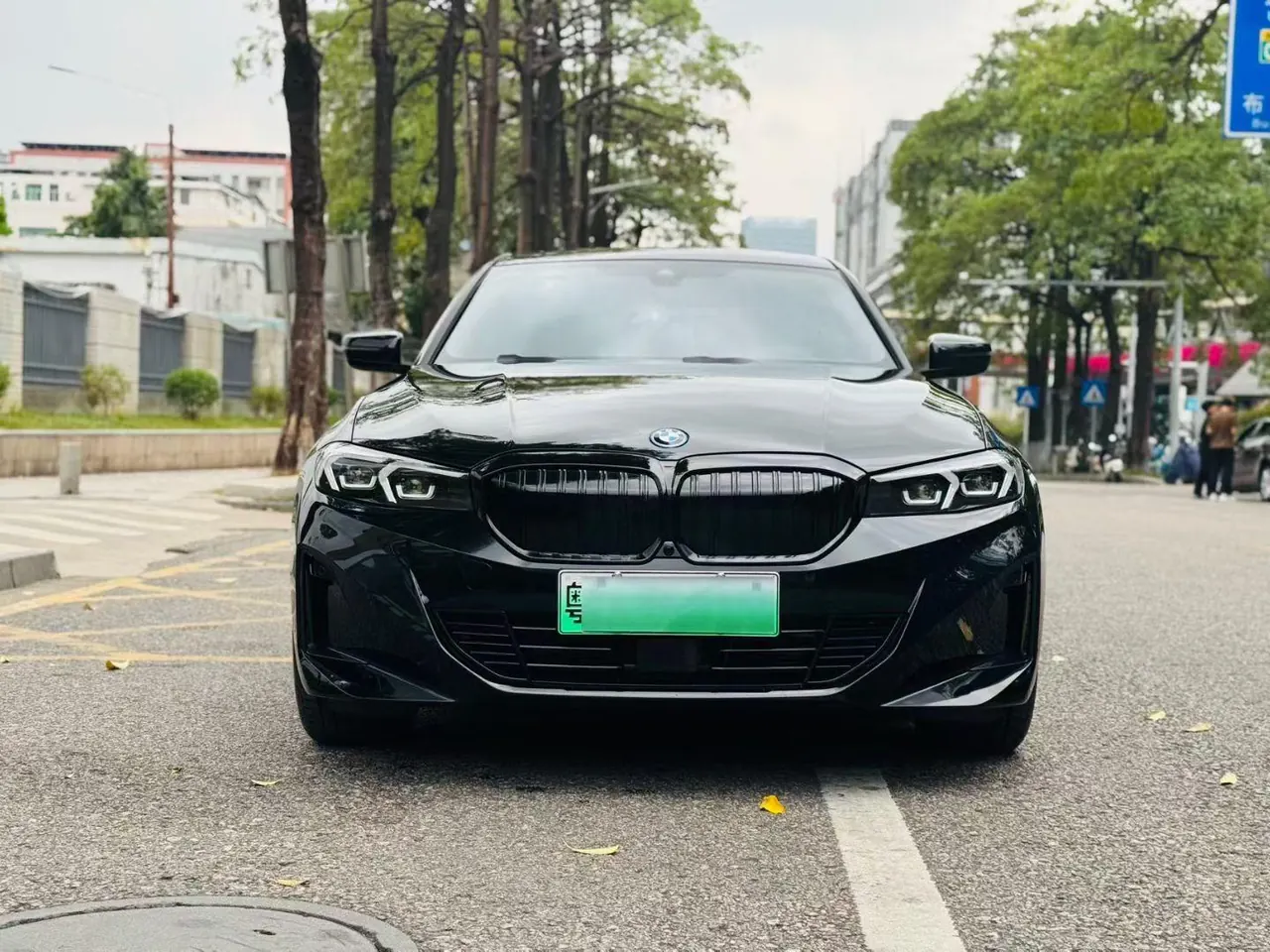 BMW 2026 i3 eDrive 35 L (modified) automatic gear 2