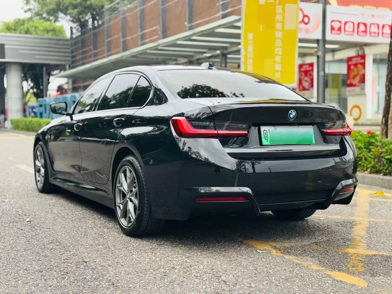 BMW 2026 i3 eDrive 35 L (modified) automatic gear 6