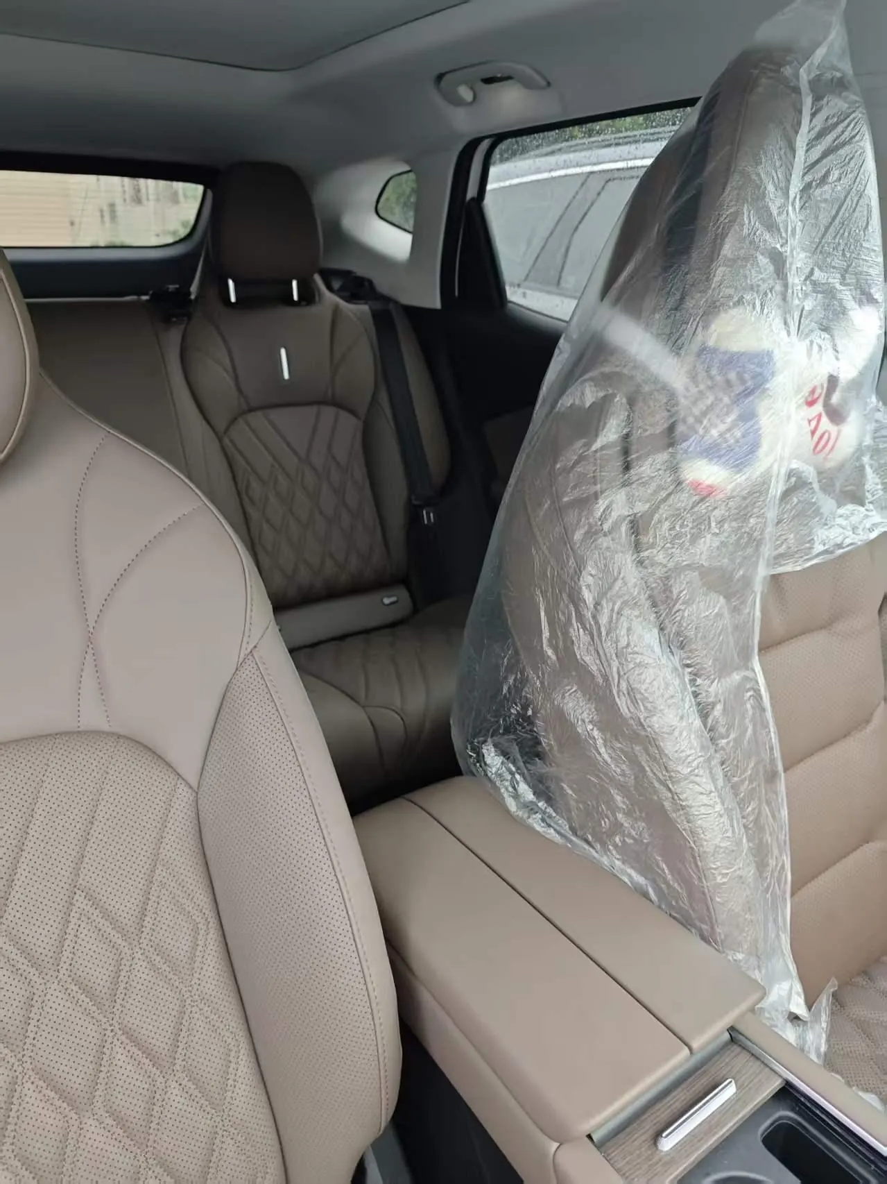 Chery 2026 Ruihu 7L 1.5T Zunshang Automatic Gear 3