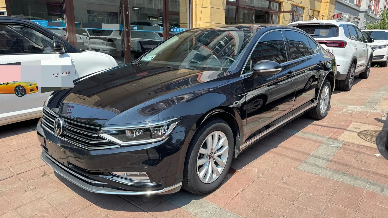 Volkswagen 2020 Magotan 1.4TSI 280TSI Leading Automatic Transmission - View 1