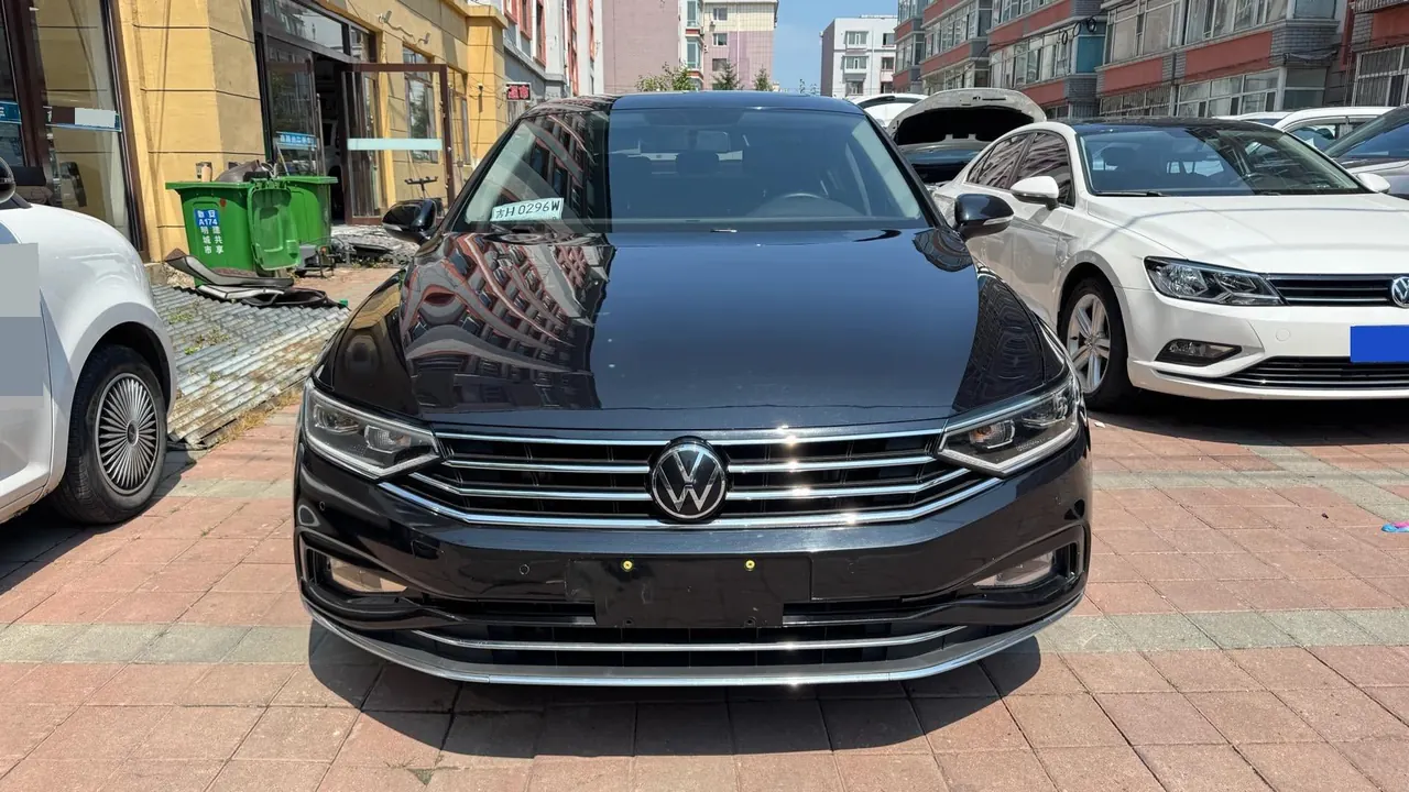Volkswagen 2020 Magotan 1.4TSI 280TSI Leading Automatic Transmission 2
