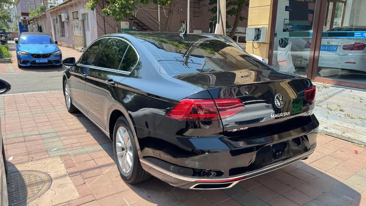 Volkswagen 2020 Magotan 1.4TSI 280TSI Leading Automatic Transmission 4