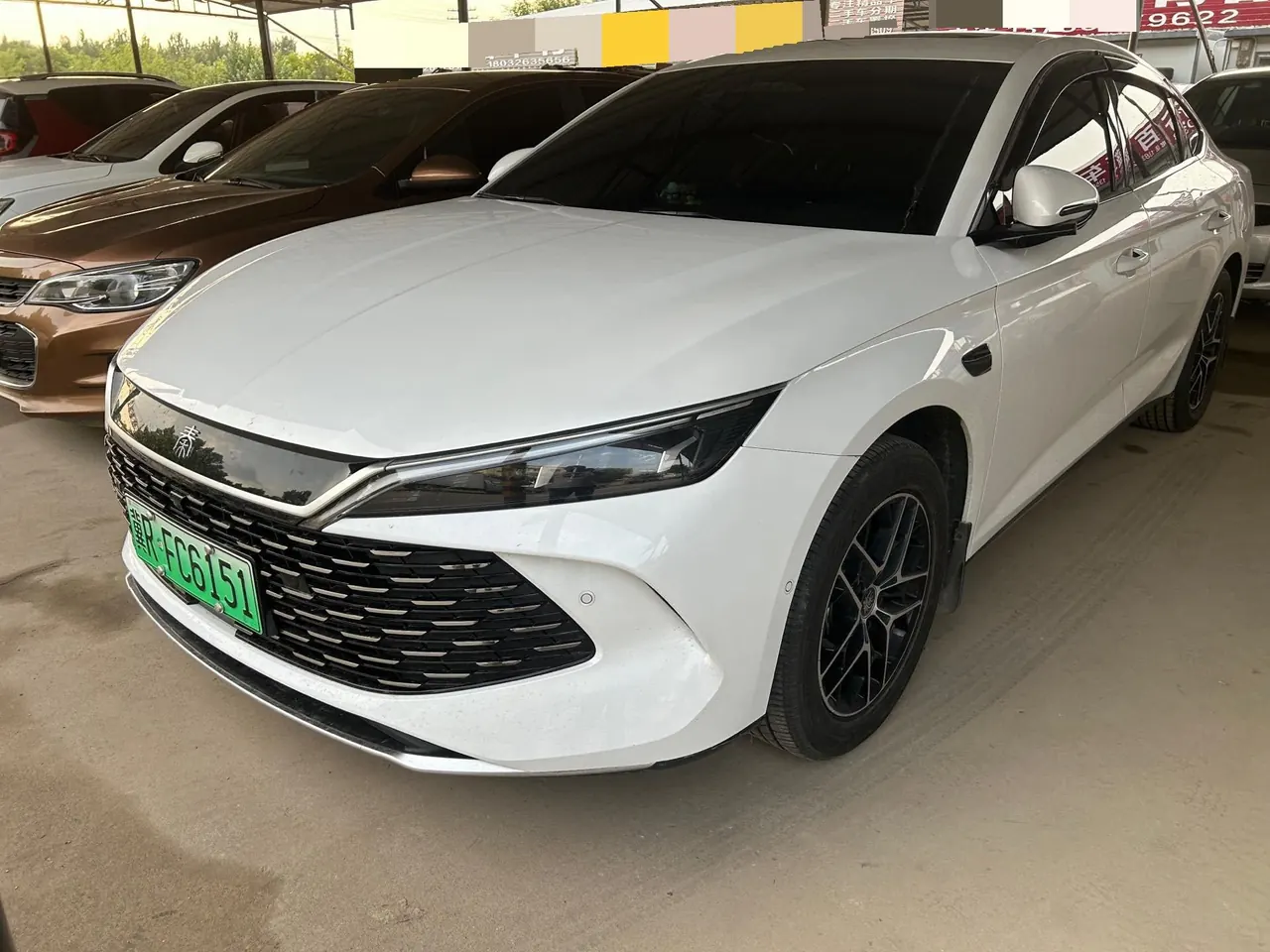 BYD 2026 Qin L DM-i 1.5 stepless 210KM Exceed automatic gear - View 1