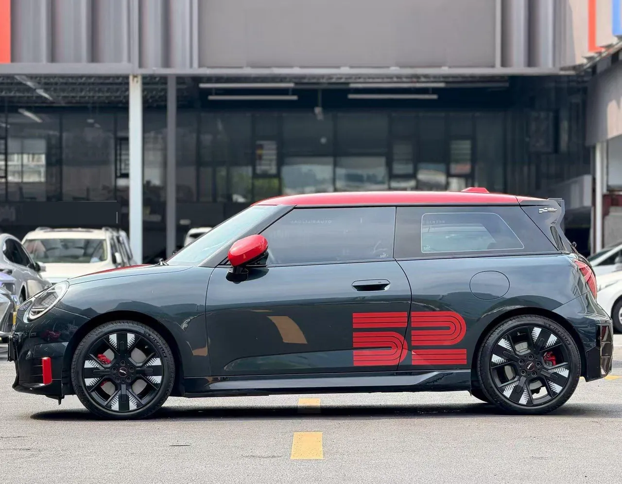 MINI Mini 2025 MINI JCW JOHN COOPER WORKS AUTOMATIC 5