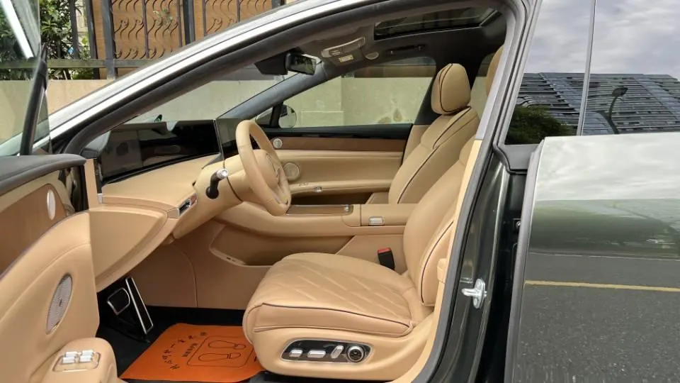 Luxeed 2025 S9T rear drive Max automatic gear 10