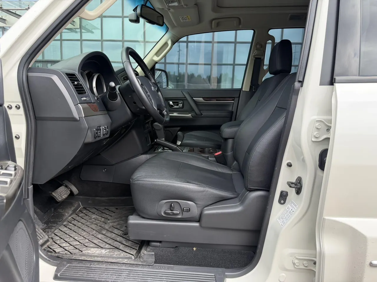 Mitsubishi Pajero (Imported) 2020 Pajero 3.0 Collection Edition Distinguished Off-Road Edition Automatic Gear 8