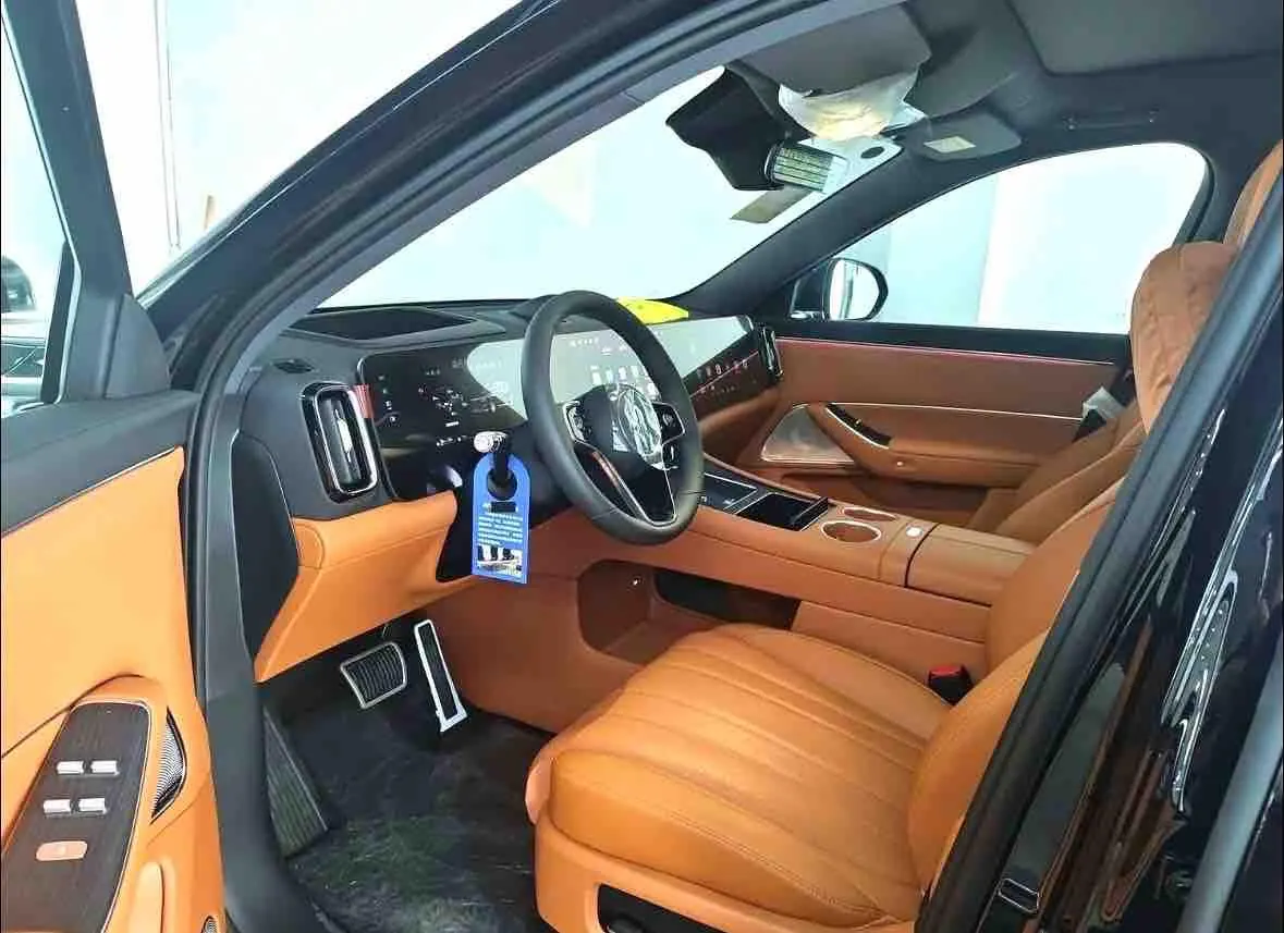AITO 2025 AITO M8 Max Edition 53.4kWh 6-seat Edition (896-line laser Radar) Automatic Gear 5