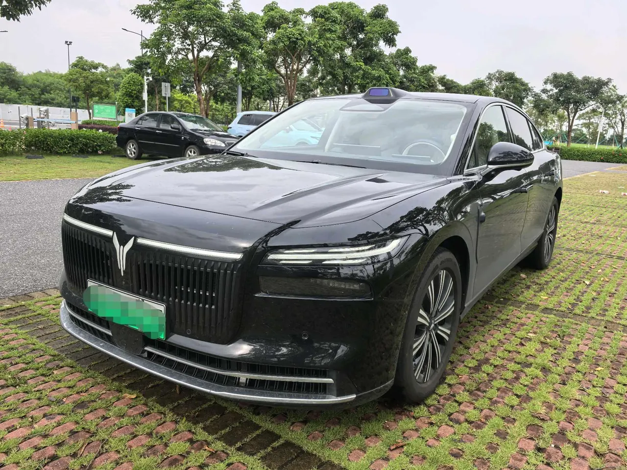 Открыть галерею: Voyah 2026 models chasing light l four-wheel drive Max automatic gear