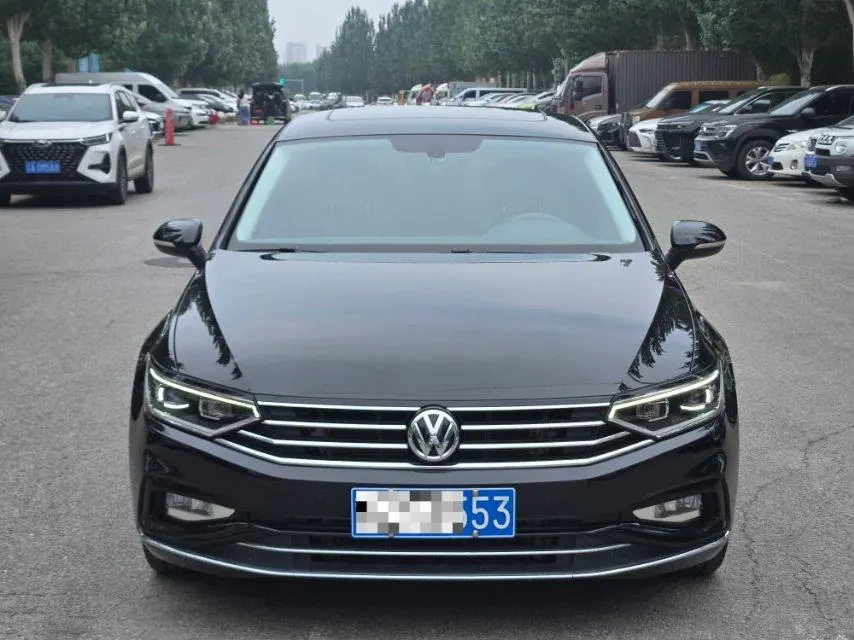 Volkswagen 2020 Magotan 2.0TSI 330TSI luxury automatic transmission 2