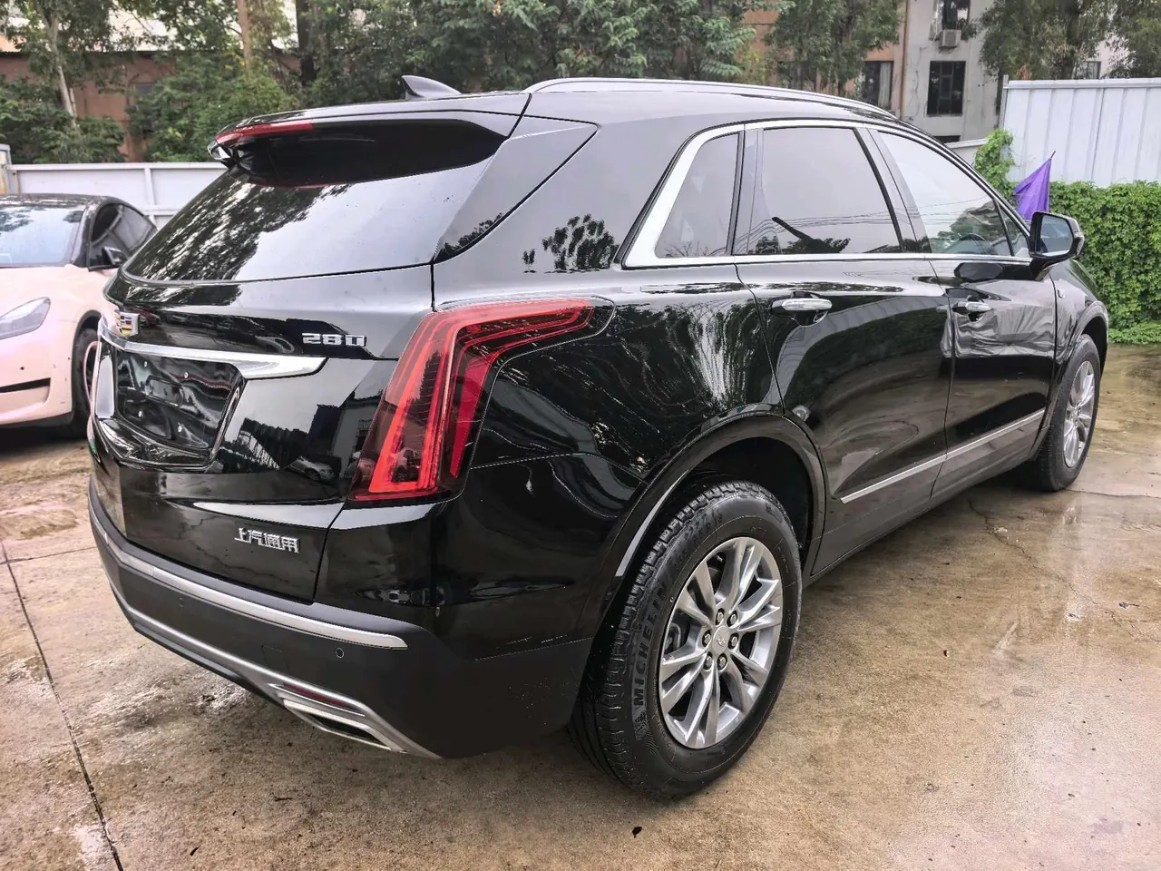 Cadillac 2020 XT5 2.0T 28T Luxury Automatic Gear 2