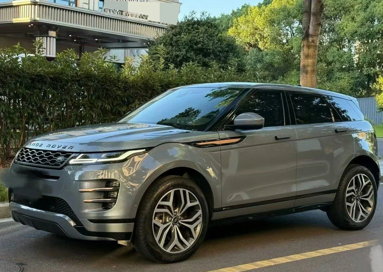 打开图片灯箱:Land Rover 2020 Range Rover Aurora 48V 2.0T 249PS R-DYNAMIC SE Sports Technology Edition Automatic Gear